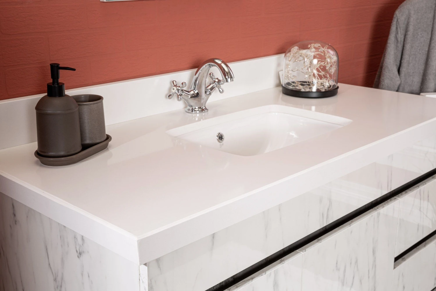 Jussara Badkamermeubelset | 2 Delig | Aanrechtblad Van Kwarts | Zwart Wit 3 Jussara Badkamermeubelset | 2 Delig | Aanrechtblad Van Kwarts | Zwart Wit - Afbeelding 3