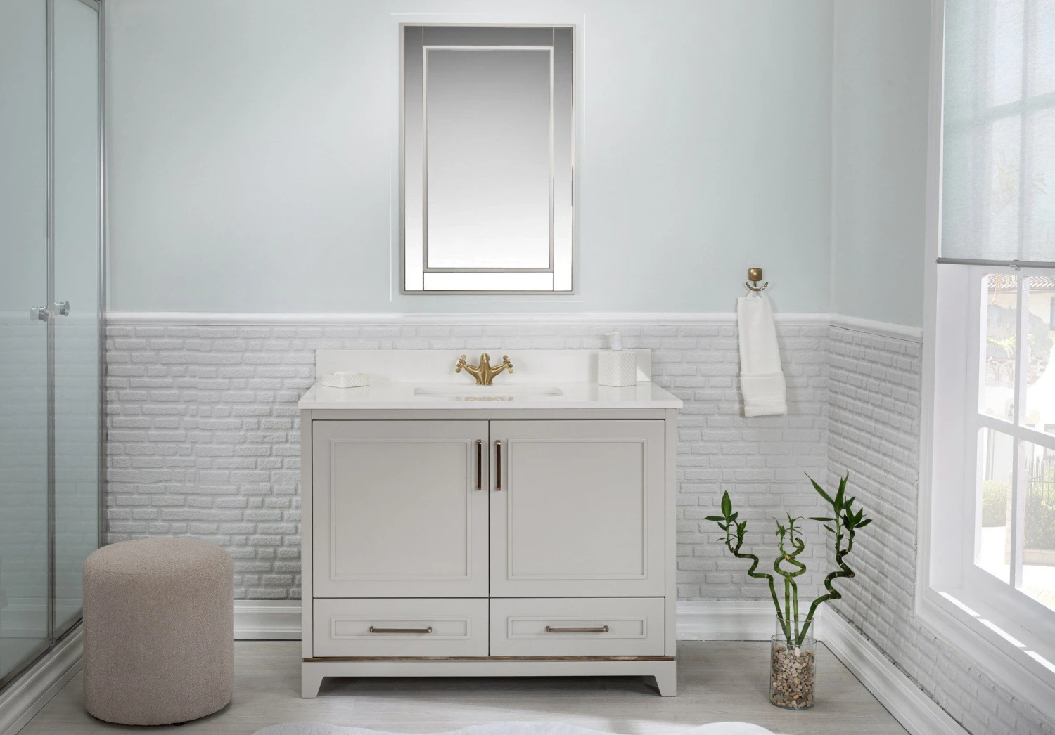 Jussara 2-delige Badkamermeubelset | 100% Gelakt MDF | Aanrechtblad Van Wit Kwarts | Grijze Kleur 1 Jussara 2-delige Badkamermeubelset | 100% Gelakt MDF | Aanrechtblad Van Wit Kwarts | Grijze Kleur