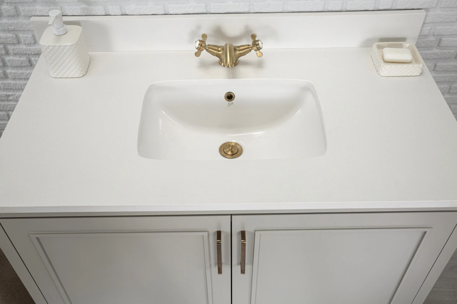 Jussara 2-delige Badkamermeubelset | 100% Gelakt MDF | Aanrechtblad Van Wit Kwarts | Grijze Kleur 4 Jussara 2-delige Badkamermeubelset | 100% Gelakt MDF | Aanrechtblad Van Wit Kwarts | Grijze Kleur - Afbeelding 4