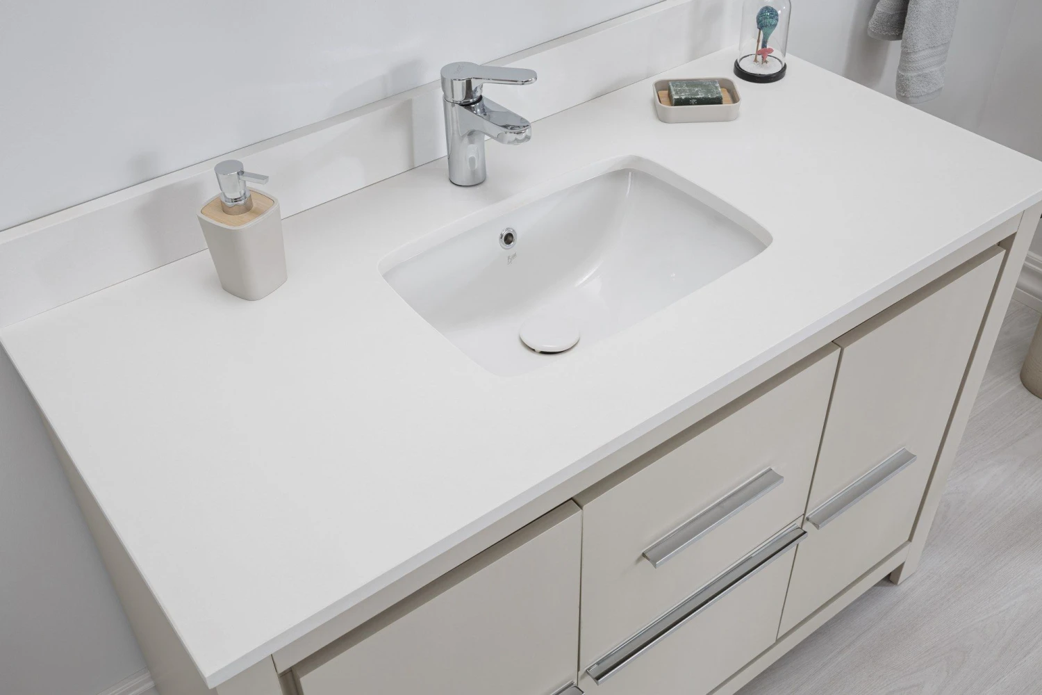 Jussara Badkamermeubelset: 2-delig | Massief Hout | Aanrechtblad Van Kwarts | Beige 5 Jussara Badkamermeubelset: 2-delig | Massief Hout | Aanrechtblad Van Kwarts | Beige - Afbeelding 5