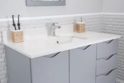 Jussara Badkamermeubelset | 2-Delig Massief Hout Ontwerp | Kwarts Aanrechtblad | Grijs -Emob 138JSR1321 20 205 4e9c