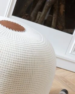 Poef Van Ecru Acrylraster - Atelier Del Sofa -Emob 248FRN1566 20 203 5b2b