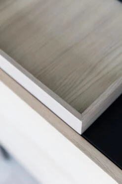 Dressoir Cecile 200cm, 4 Deuren - Beige/ Zwart -Emob 3B703B40 5613 4B3E A81B C269CAA3DE66 cdfd