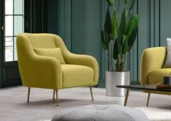 Stijlvolle Wing Chair | Modern Ontwerp | Beukenhouten Frame | Gele Kleur