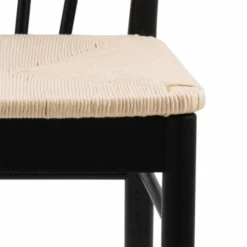 Armstoel Cassandra - Zwart/ Gebroken Wit -Emob Ontwerp zonder titel 2022 10 25T160753.296 4e53