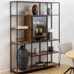 Moderne Seaford Boekenkast: Zwart Staal En Glas, Eiken Met 8 Planken, 135x35x185 Cm 10 Moderne Seaford Boekenkast: Zwart Staal En Glas, Eiken Met 8 Planken, 135x35x185 Cm -Emob Ontwerp zonder titel 2023 11 15T145434.554 a32a